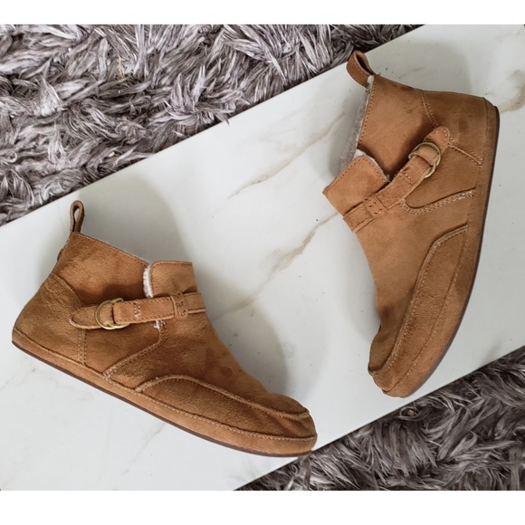 Olukai Ola Hou Suede Shearling